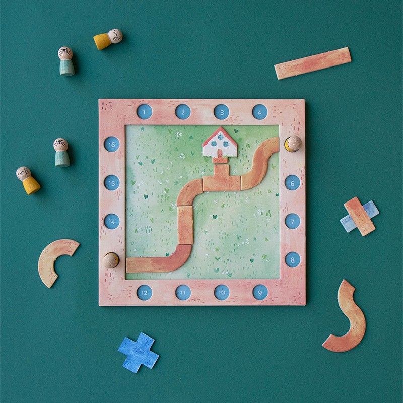 logic game with 100 challenges